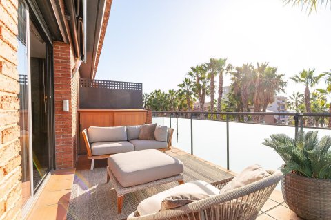 Сasa de 5 dormitorios en venta en Sitges, Barcelona, Cataluña, Spain № 7637 - foto 7