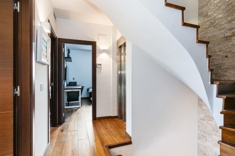 Сasa de 5 dormitorios en venta en Sitges, Barcelona, Cataluña, Spain № 7637 - foto 24