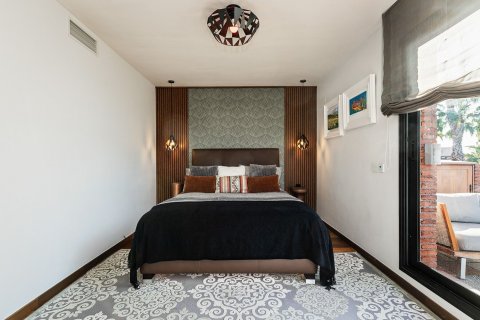 Сasa de 5 dormitorios en venta en Sitges, Barcelona, Cataluña, Spain № 7637 - foto 5