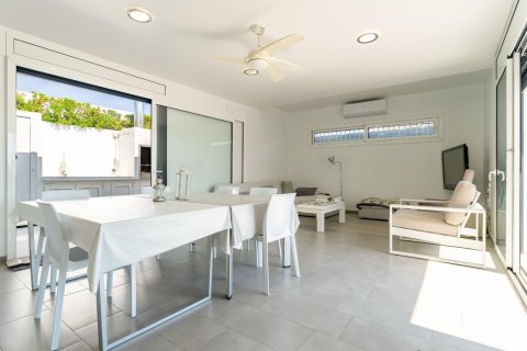 Сasa de 3 dormitorios en venta en Cataluña, Spain № 7635 - foto 7