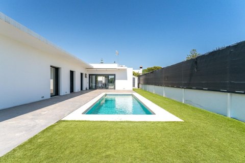 Сasa de 3 dormitorios en venta en Cataluña, Spain № 7635 - foto 2
