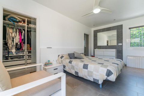Сasa de 3 dormitorios en venta en Cataluña, Spain № 7635 - foto 18