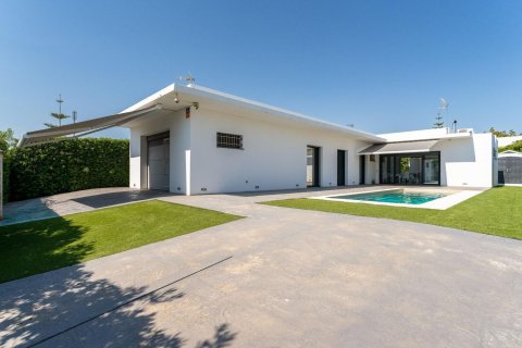 Сasa de 3 dormitorios en venta en Cataluña, Spain № 7635 - foto 14