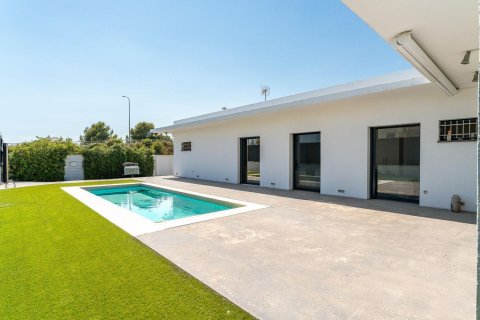Сasa de 3 dormitorios en venta en Cataluña, Spain № 7635 - foto 3