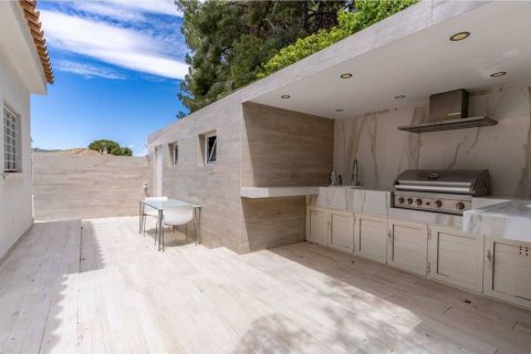 6 bedrooms house for sale in Sant Pere de Ribes, Barcelona, Catalonia, Spain № 7641 - photo 12