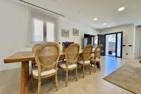 4 bedrooms house for sale in Catalonia, Spain № 7636 - photo 6