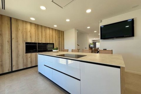 4 bedrooms house for sale in Catalonia, Spain № 7636 - photo 17