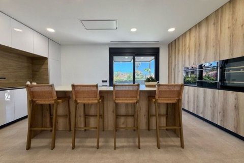 4 bedrooms house for sale in Catalonia, Spain № 7636 - photo 11