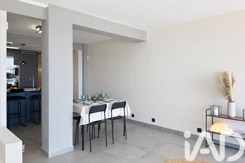 Apartamento de 2 dormitorios en venta en Vilanova i la Geltrú, Barcelona, Cataluña, Spain № 4641 - foto 27