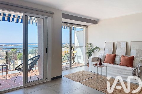 Apartamento de 2 dormitorios en venta en Vilanova i la Geltrú, Barcelona, Cataluña, Spain № 4641 - foto 13
