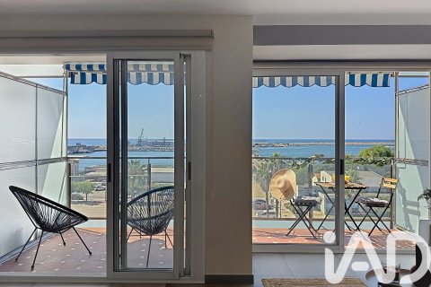 Apartamento de 2 dormitorios en venta en Vilanova i la Geltrú, Barcelona, Cataluña, Spain № 4641 - foto 19