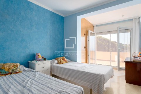 Villa de 4 dormitorios en venta en Cabrils, Barcelona, Cataluña, Spain № 4471 - foto 24