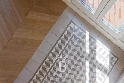 Apartamento de 3 dormitorios en venta en Eixample, Barcelona, Cataluña, Spain № 2473 - foto 17