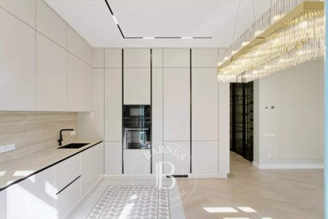 Apartamento de 3 dormitorios en venta en Eixample, Barcelona, Cataluña, Spain № 2473 - foto 19