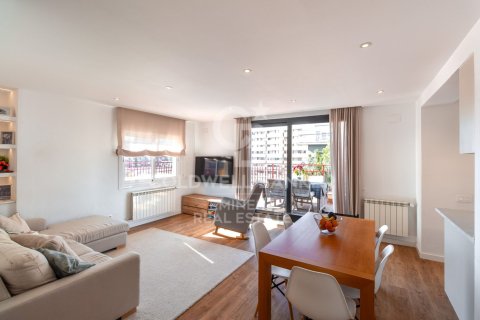 Ático de 3 dormitorios en venta en Barcelona, Cataluña, Spain № 5249 - foto 4