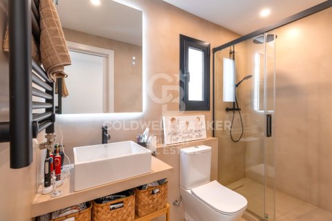 Ático de 3 dormitorios en venta en Barcelona, Cataluña, Spain № 5249 - foto 16