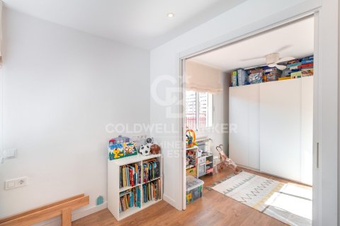 Ático de 3 dormitorios en venta en Barcelona, Cataluña, Spain № 5249 - foto 24
