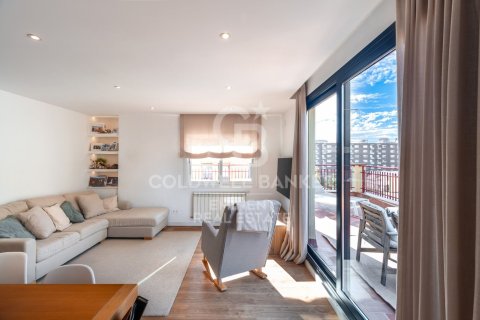 Ático de 3 dormitorios en venta en Barcelona, Cataluña, Spain № 5249 - foto 5