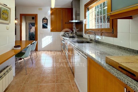 4 bedrooms house for sale in Barcelona, Catalonia, Spain № 5250 - photo 7