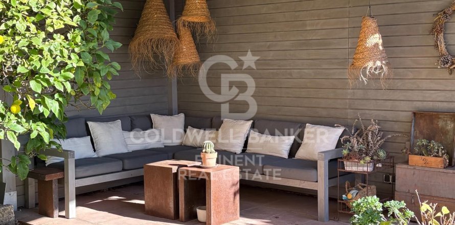 4 bedrooms house for sale in Barcelona, Catalonia, Spain № 5250
