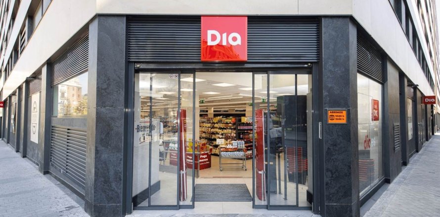 Propiedad comercial de 2000 m² en venta en Barcelona, Cataluña, Spain № 1266