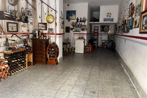 Сasa de 3 dormitorios en venta en Vilassar de Mar, Barcelona, Cataluña, Spain № 6967 - foto 20