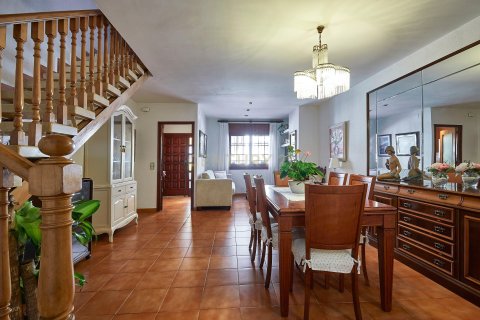 Сasa de 3 dormitorios en venta en Vilassar de Mar, Barcelona, Cataluña, Spain № 6967 - foto 2