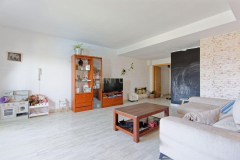 Сasa de 7 dormitorios en venta en Santa Perpetua De Mogoda, Barcelona, Cataluña, Spain № 6964 - foto 6