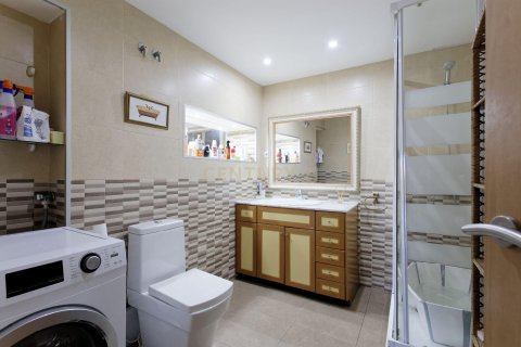 Сasa de 7 dormitorios en venta en Santa Perpetua De Mogoda, Barcelona, Cataluña, Spain № 6964 - foto 8