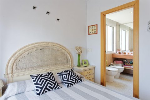 Сasa de 7 dormitorios en venta en Santa Perpetua De Mogoda, Barcelona, Cataluña, Spain № 6964 - foto 29
