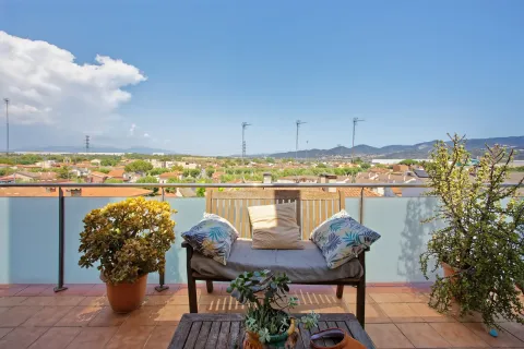 Сasa de 7 dormitorios en venta en Santa Perpetua De Mogoda, Barcelona, Cataluña, Spain № 6964