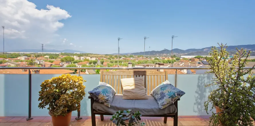 Сasa de 7 dormitorios en venta en Santa Perpetua De Mogoda, Barcelona, Cataluña, Spain № 6964