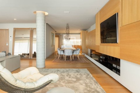 Apartamento de 6 dormitorios en alquiler en Barcelona, Cataluña, Spain № 4524 - foto 22