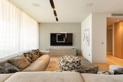 Apartamento de 6 dormitorios en alquiler en Barcelona, Cataluña, Spain № 4524 - foto 14