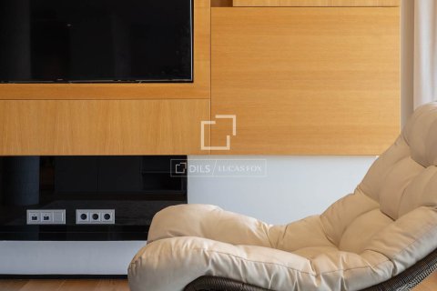 Apartamento de 6 dormitorios en alquiler en Barcelona, Cataluña, Spain № 4524 - foto 19