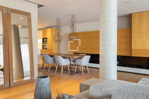 Apartamento de 6 dormitorios en alquiler en Barcelona, Cataluña, Spain № 4524 - foto 23