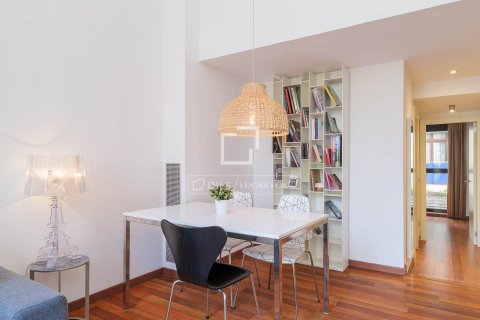Apartamento de 2 dormitorios en venta en Barcelona, Cataluña, Spain № 6501 - foto 22