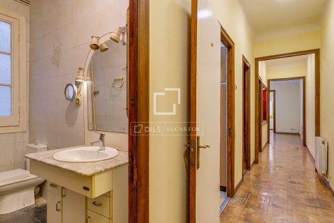 Apartamento de 5 dormitorios en venta en Barcelona, Cataluña, Spain № 6503 - foto 11