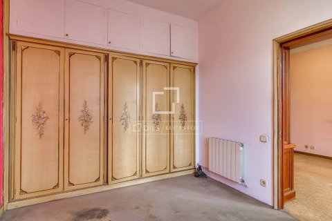 Apartamento de 5 dormitorios en venta en Barcelona, Cataluña, Spain № 6503 - foto 9