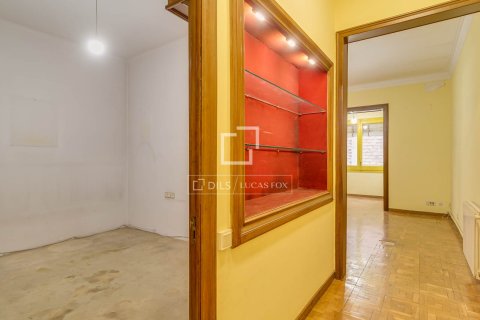 Apartamento de 5 dormitorios en venta en Barcelona, Cataluña, Spain № 6503 - foto 17