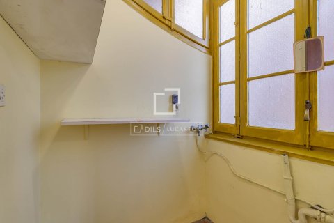 Apartamento de 5 dormitorios en venta en Barcelona, Cataluña, Spain № 6503 - foto 27