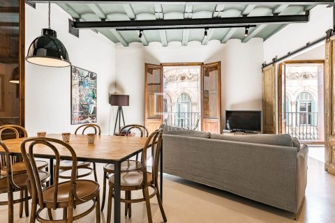 Apartamento de 2 dormitorios en venta en Barcelona, Cataluña, Spain № 6498 - foto 6