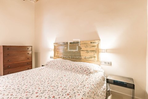 Apartamento de 2 dormitorios en venta en Barcelona, Cataluña, Spain № 6498 - foto 24