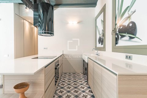 Apartamento de 2 dormitorios en venta en Barcelona, Cataluña, Spain № 6498 - foto 10