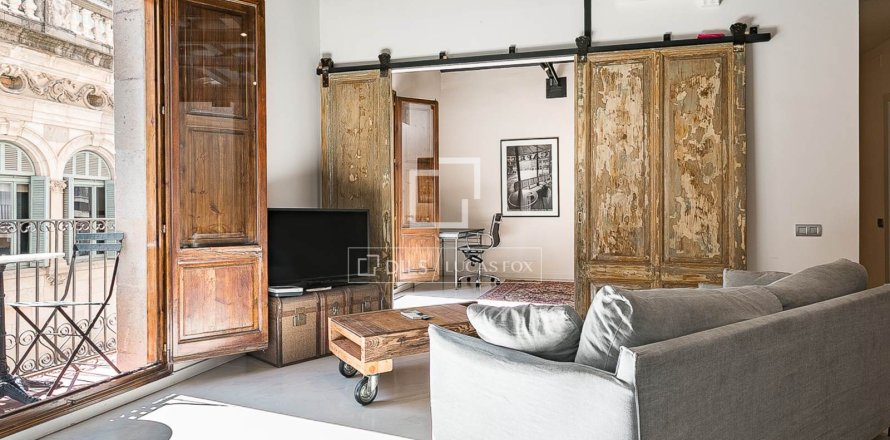 Apartamento de 2 dormitorios en venta en Barcelona, Cataluña, Spain № 6498