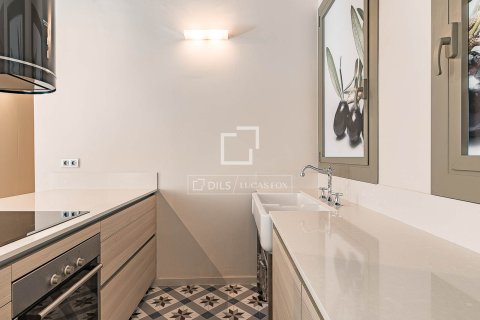 Apartamento de 2 dormitorios en venta en Barcelona, Cataluña, Spain № 6498 - foto 9