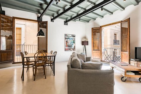 Apartamento de 2 dormitorios en venta en Barcelona, Cataluña, Spain № 6498 - foto 2