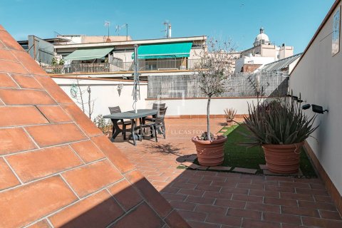 Ático de 2 dormitorios en venta en Barcelona, Cataluña, Spain № 6502 - foto 14