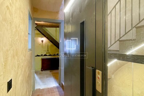Ático de 2 dormitorios en venta en Barcelona, Cataluña, Spain № 6502 - foto 20