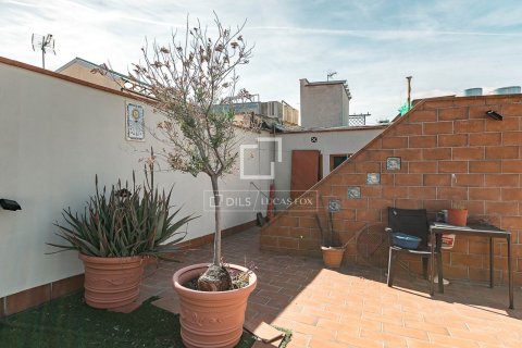 Ático de 2 dormitorios en venta en Barcelona, Cataluña, Spain № 6502 - foto 15